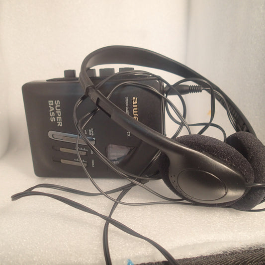 AIWA HS-G21 Portable Stereo Cassette Player Kassettenspieler Super Bass